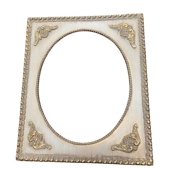 Baroque Spandrel Picture Frame Oval 8 X 10 Medium Aged Brushed Gold White Wood